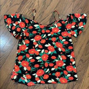 Kaileigh off the shoulder top NWT sz M